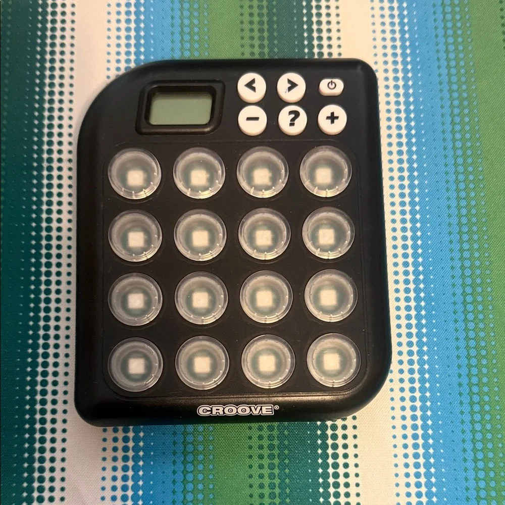 Croove Black Button Game.